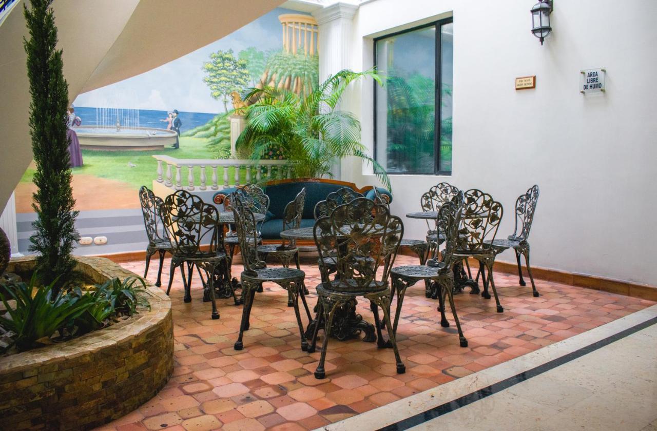 Hotel Castilla Real Pereira Exterior foto